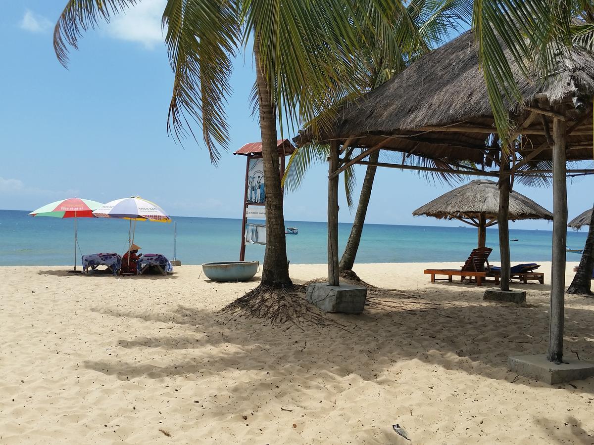 Coastal Village Beach Resort Дуонг-Донг Экстерьер фото